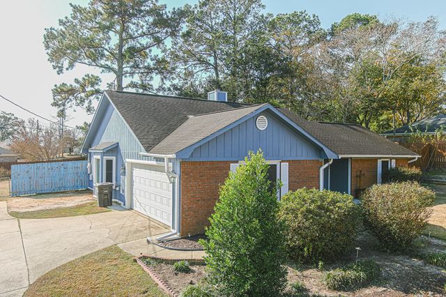 104 Rolling Pines Drive, Enterprise, AL 36330