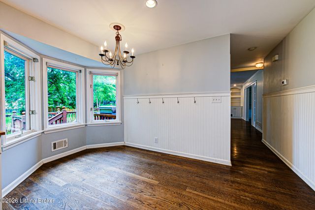 7003 Quail Brace Ct, Louisville, KY 40241