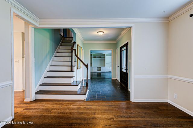 7003 Quail Brace Ct, Louisville, KY 40241