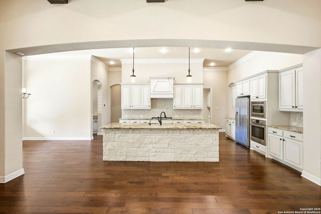 18119 Abingdon Place, San Antonio, TX 78257