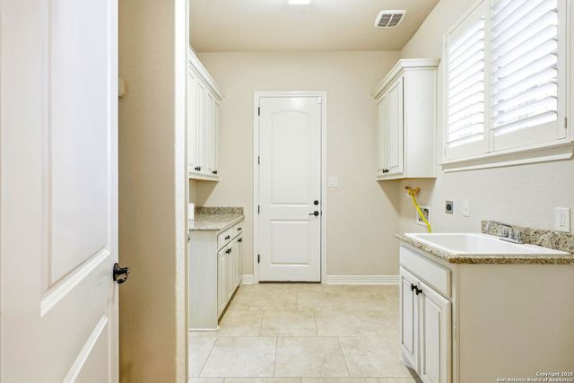 18119 Abingdon Place, San Antonio, TX 78257