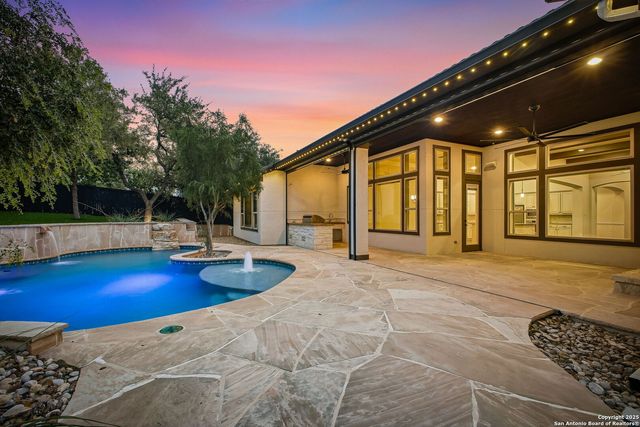 18119 Abingdon Place, San Antonio, TX 78257