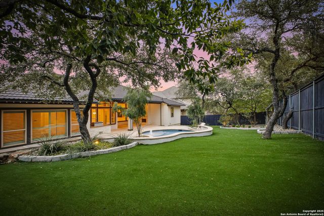 18119 Abingdon Place, San Antonio, TX 78257