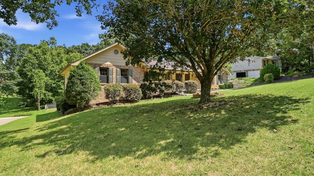 316 Shadow Parkway, Chattanooga, TN 37421