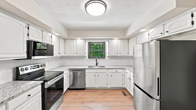 316 Shadow Parkway, Chattanooga, TN 37421