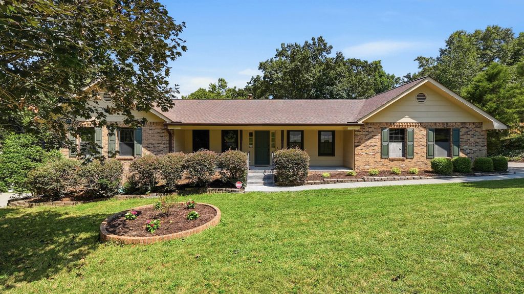 316 Shadow Parkway, Chattanooga, TN 37421