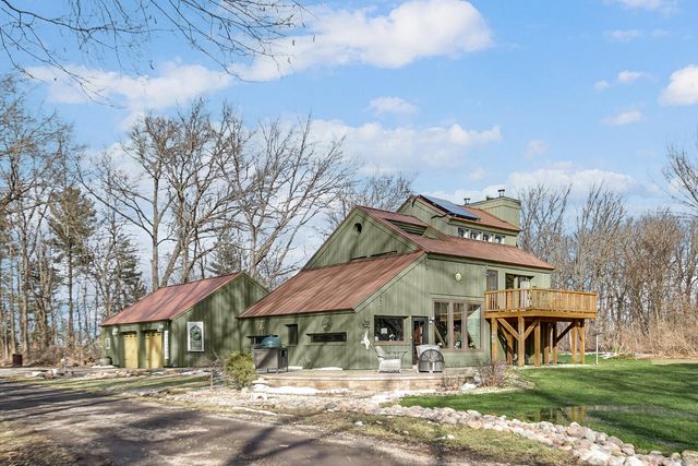 539 N 300 E, Valparaiso, IN 46383