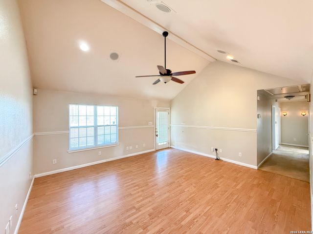 680 W County Road 678, Natalia, TX 78059