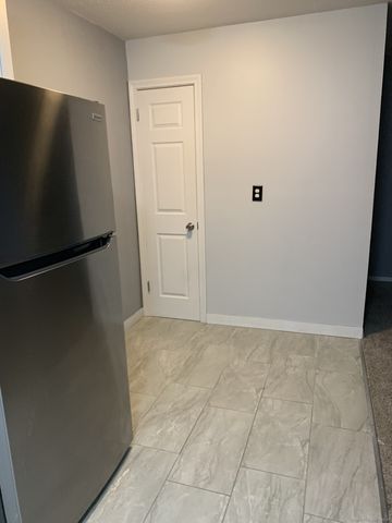 507 Emmett Street APT 13, Bristol, CT 06010