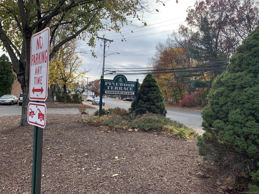 507 Emmett Street APT 13, Bristol, CT 06010