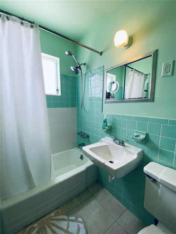 8819 AERO AVENUE, North Port, FL 34287