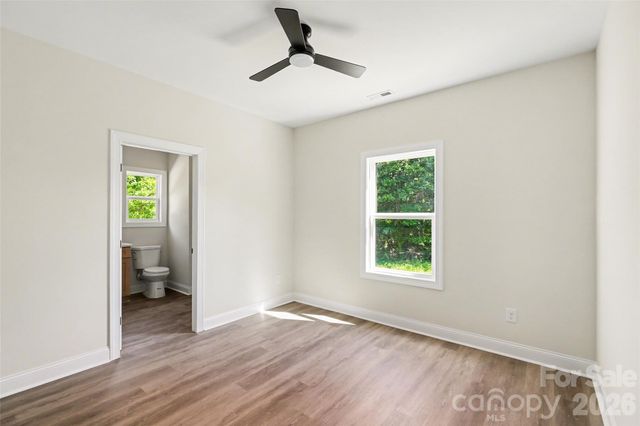1452 Robinwood Road, Gastonia, NC 28054