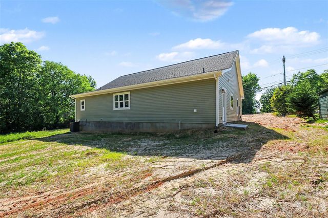 1452 Robinwood Road, Gastonia, NC 28054