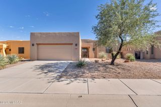 8148 N Night Pony Drive, Tucson, AZ 85743