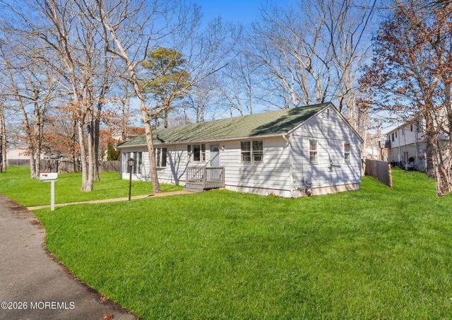 304 Shepard Avenue, Forked River, NJ 08731