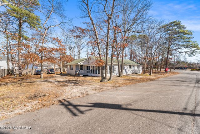 304 Shepard Avenue, Forked River, NJ 08731