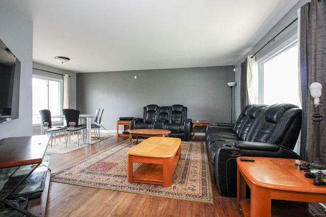 5950 Hayes Place, Merrillville, IN 46410