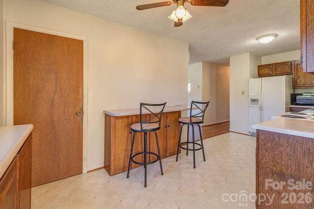 216 Pickens Road, Weaverville, NC 28787