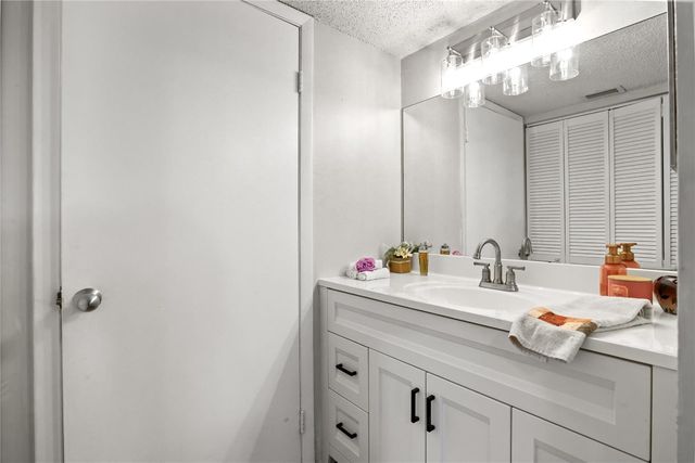 9166 W Atlantic Boulevard 1616, Coral Springs, FL 33071