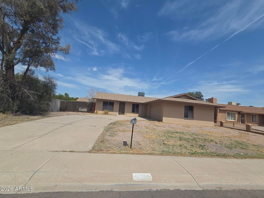 3740 W REDFIELD Road, Phoenix, AZ 85053 — exterior