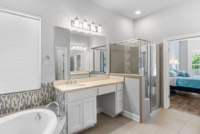 5313 Lipan Apache BND, Austin, TX 78738