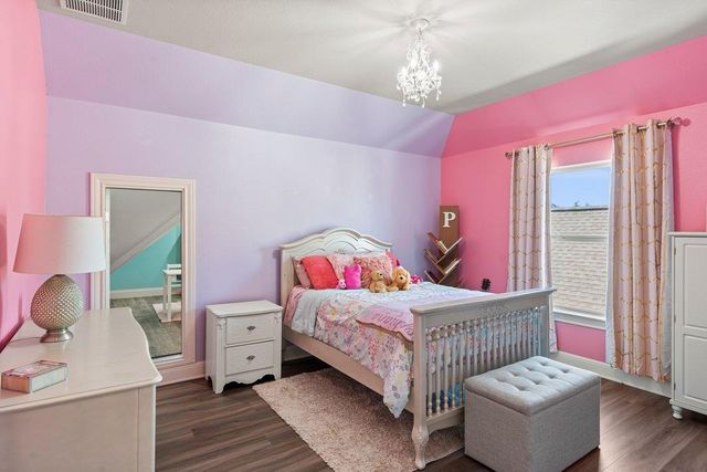 5313 Lipan Apache BND, Austin, TX 78738