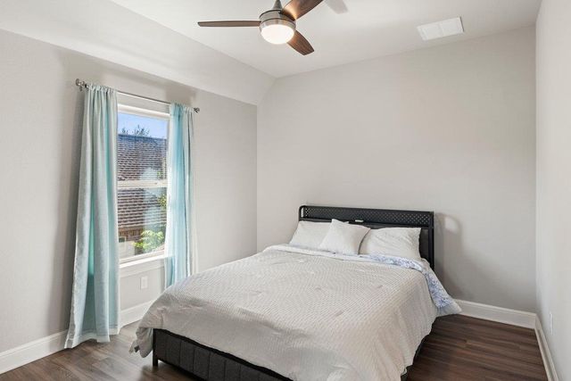 5313 Lipan Apache BND, Austin, TX 78738