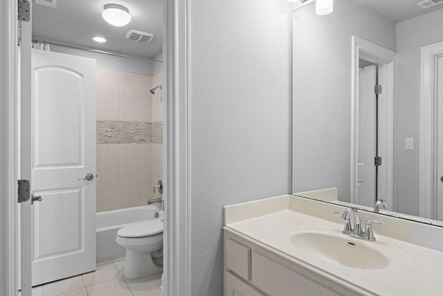 5313 Lipan Apache BND, Austin, TX 78738