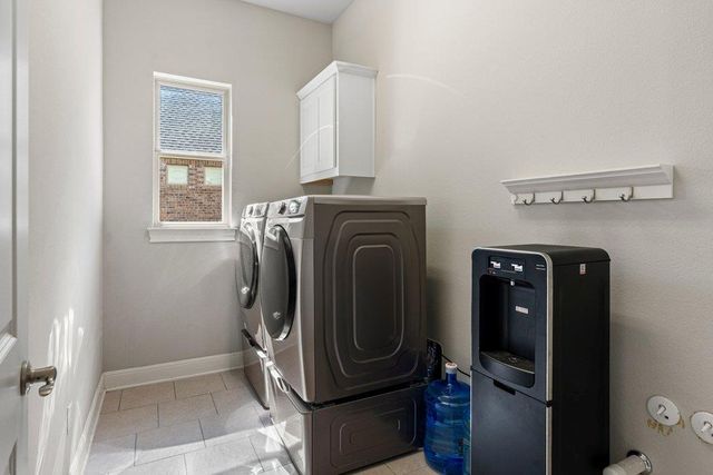 5313 Lipan Apache BND, Austin, TX 78738