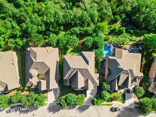 5313 Lipan Apache BND, Austin, TX 78738