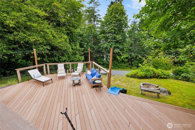 7370 Holiday Boulevard, Anacortes, WA 98221