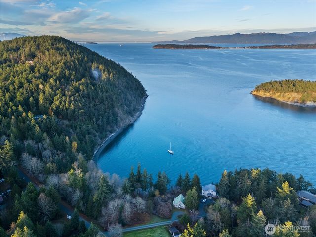 7370 Holiday Boulevard, Anacortes, WA 98221