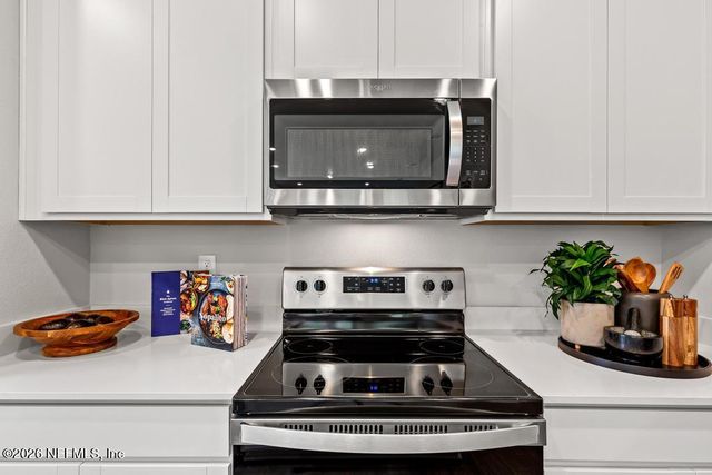 10739 WATERFIELD Road, Jacksonville, FL 32210