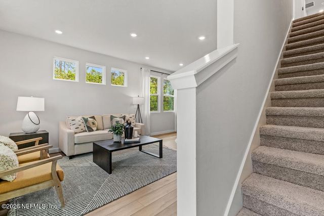 10739 WATERFIELD Road, Jacksonville, FL 32210