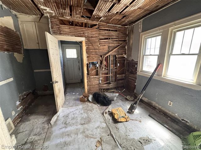 12614 Promenade Street, Detroit, MI 48213