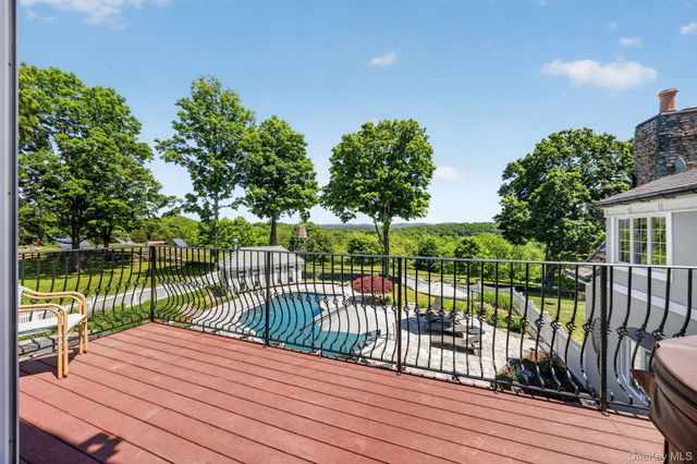 1963 Salt Point Turnpike, Salt Point, NY 12578