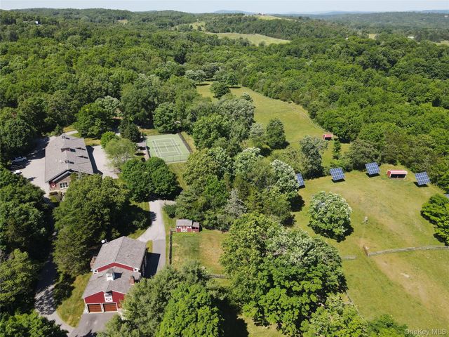 1963 Salt Point Turnpike, Salt Point, NY 12578