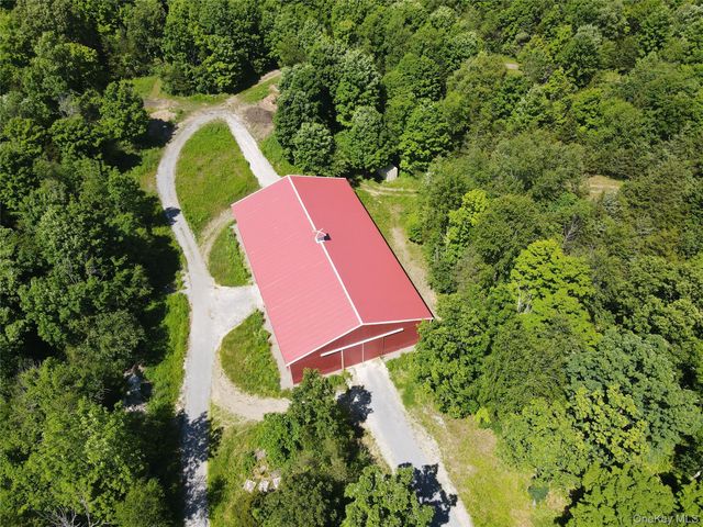 1963 Salt Point Turnpike, Salt Point, NY 12578