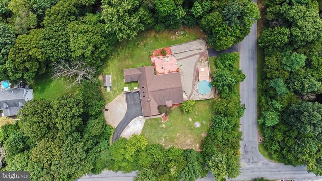 70 DEER LN, Holtwood, PA 17532