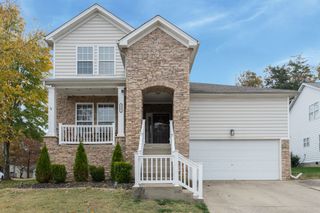 1961 Deep Woods Trail, Nashville, TN 37214