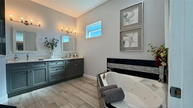 20 LAKE SUCCESS DRIVE, Palm Coast, FL 32137