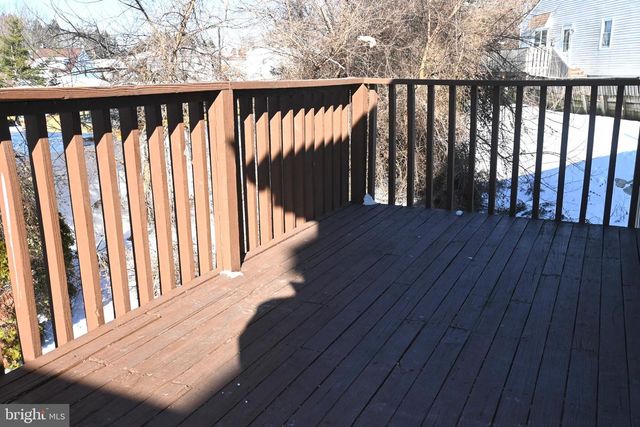 613 SAINT ANTHONY LN, Upper Darby, PA 19082