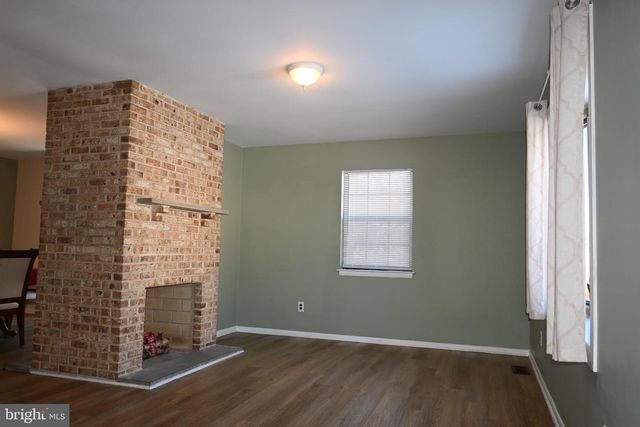 613 SAINT ANTHONY LN, Upper Darby, PA 19082