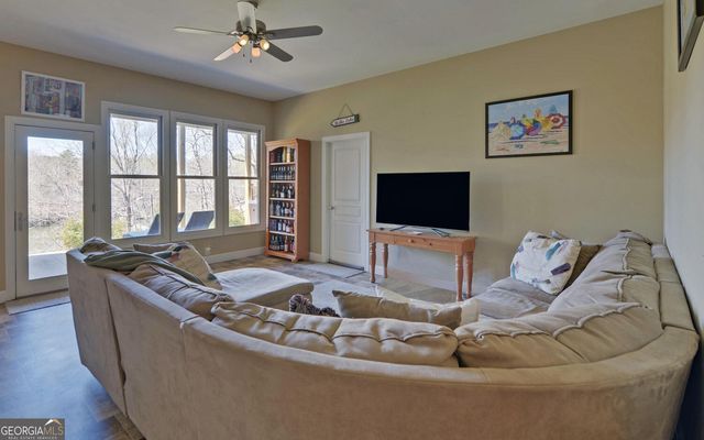 242 Reed Creek Heights Drive, Hartwell, GA 30643