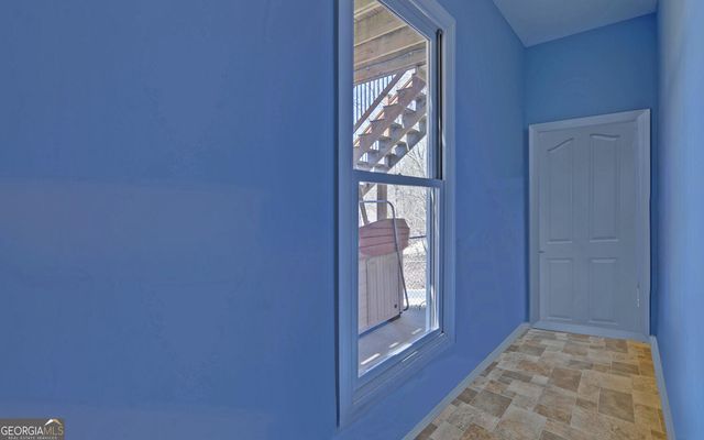 242 Reed Creek Heights Drive, Hartwell, GA 30643
