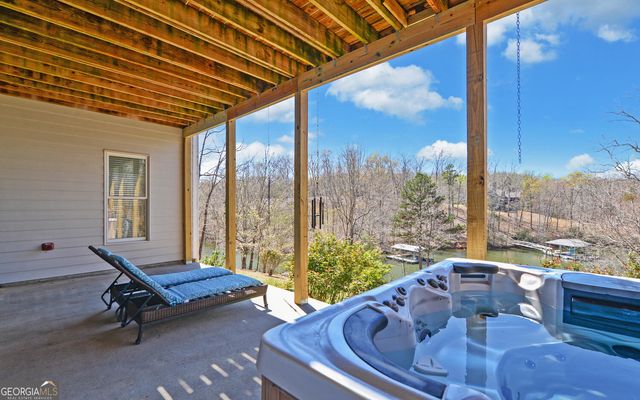 242 Reed Creek Heights Drive, Hartwell, GA 30643