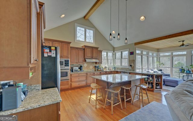 242 Reed Creek Heights Drive, Hartwell, GA 30643