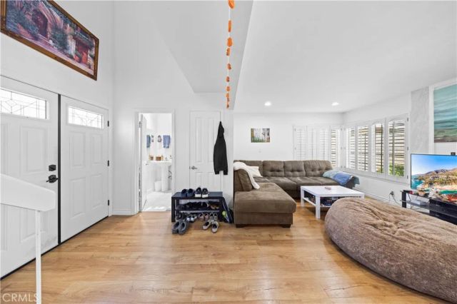 17612 Webster, Irvine, CA 92614