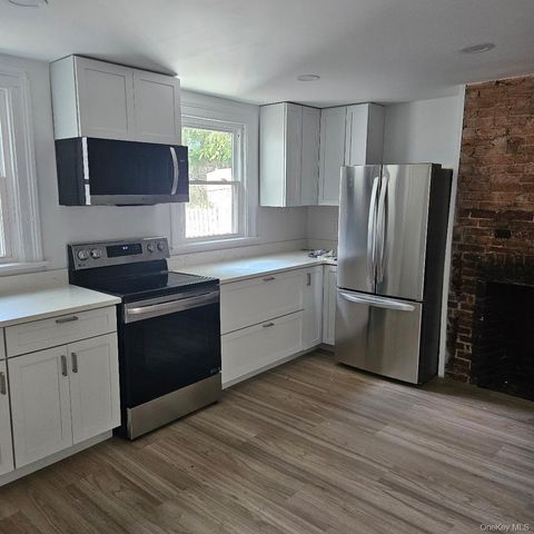 29 Delano Street, Poughkeepsie, NY 12601