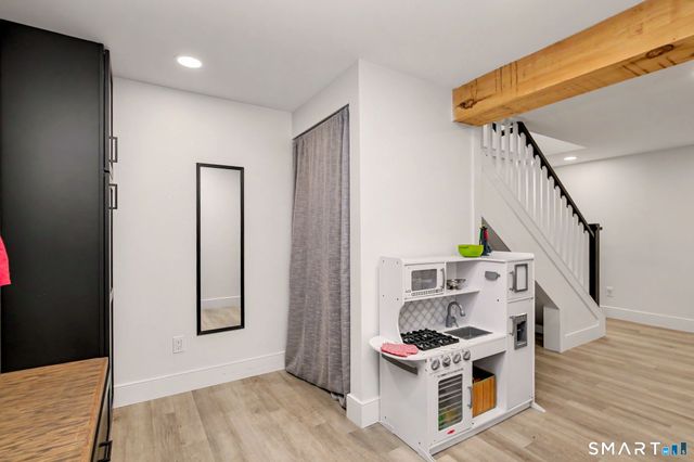 101 Hirsch Road, Stamford, CT 06905